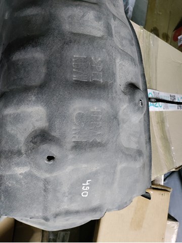 Підкрилок заднього крила, правий Mazda KB7W561H1A ціна, від 25.34 USD