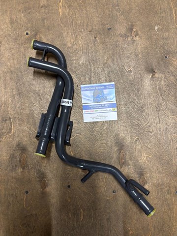 Патрубок грубки Volvo 21086866 ціна, від 86.60 USD