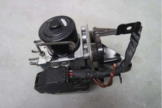  Mercedes A2214311612 ціна, від 83.15 USD