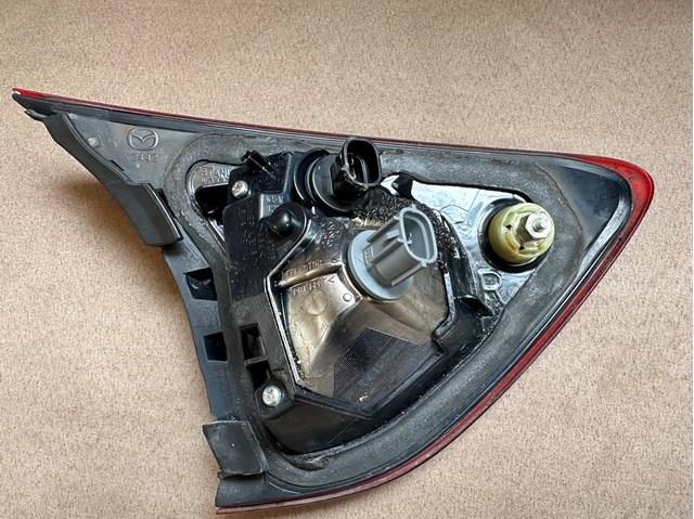 KD53513G0 Mazda Задня ліва внутрішня фара