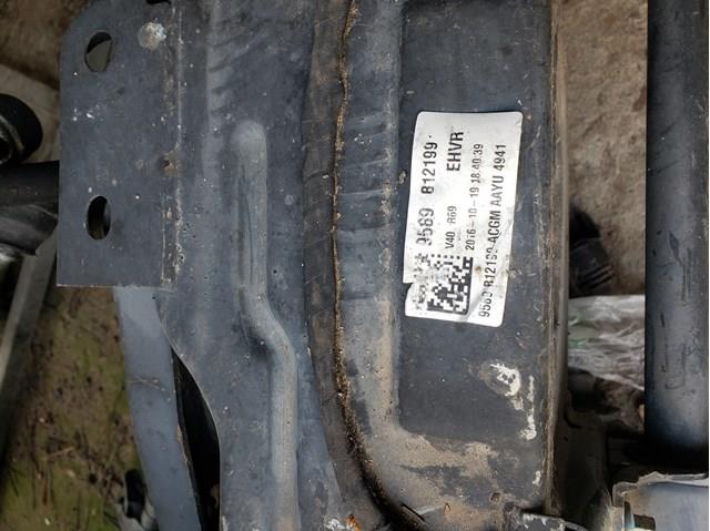 Балка задня 23416980 General Motors