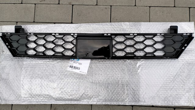 Решітка переднього бампера, права FPS FP2837920 ціна, від 37.95 USD