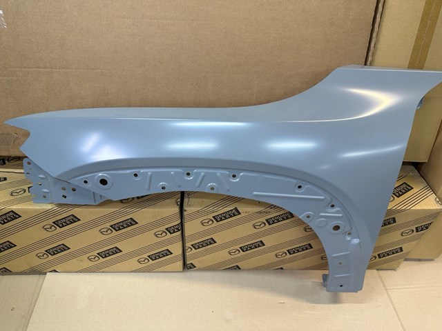 Купити VA4052211 Mazda Капот