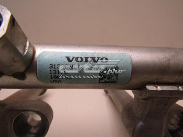 Рампа форсунок системи упорскування палива Volvo 31478556 ціна, від 627.41 USD