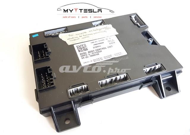 101090600G Tesla Комп'ютер бортовий
