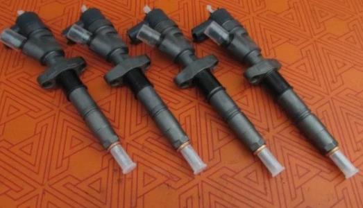 Форсунка паливна Bosch 445110265 ціна, від 269.94 USD