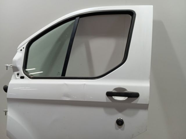 Двері передні, ліві Ford 2488102 ціна, від 375.84 USD