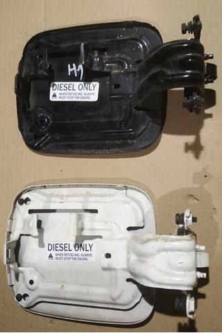 695104H000 Hyundai/Kia Дверцята бензобака