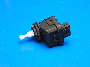1017001112 Geely Двигун корректора фари