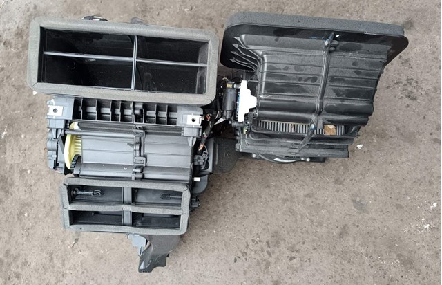 Купити 68245110AF Chrysler 