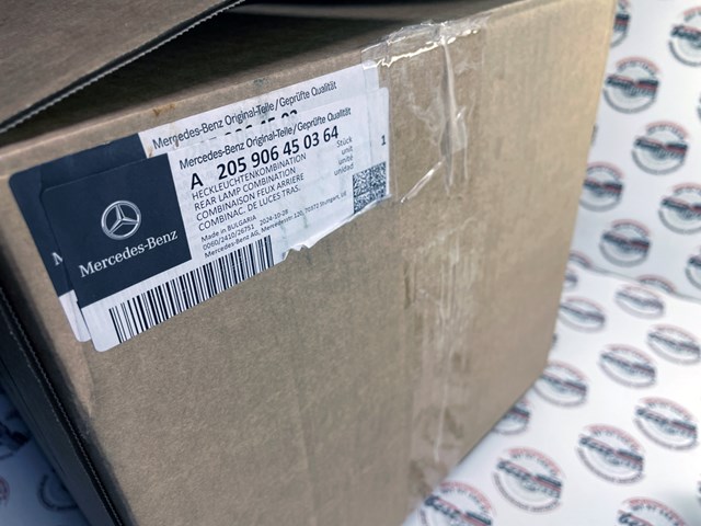 Ліхтар задній лівий Mercedes A205906450364