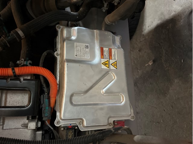 Купити 102866500E Tesla 