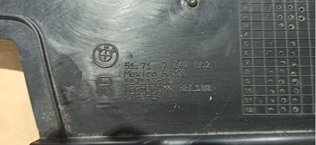 51717340862 BMW Щиток брудозахисний заднього крила, передній правий