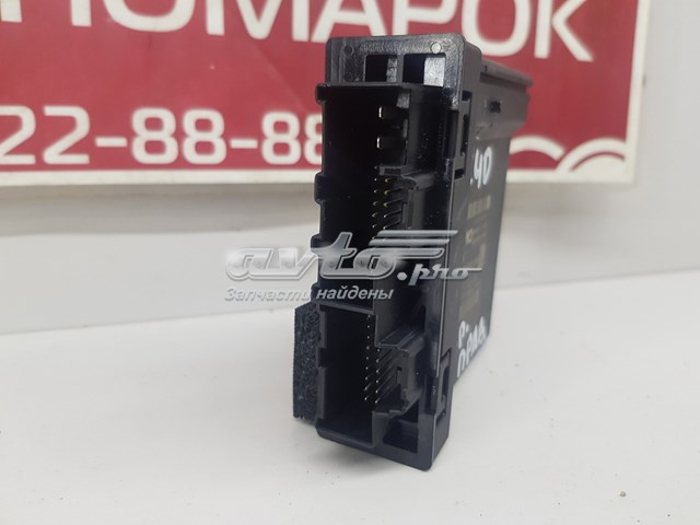 Купити 32214069 Volvo 