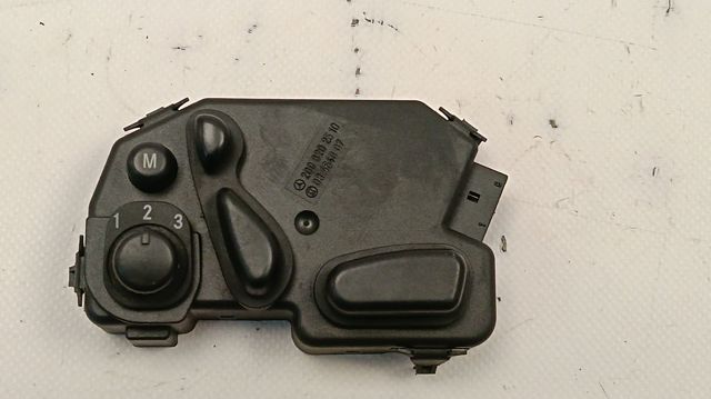 Mercedes A2098202510 ціна, від 41.81 USD