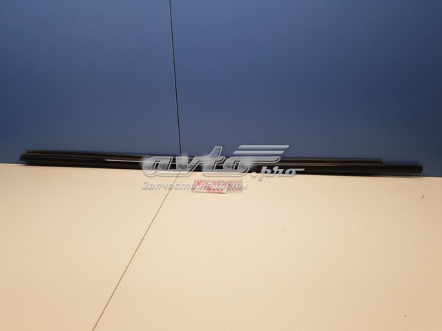Молдинг опускного скла нижній, двері передньої, лівої Lexus RX 330/350 (U3) (Лексус RX)