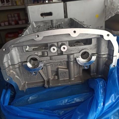 Головка двигуна Ford BK2Q6K537AB ціна, від 158.36 USD
