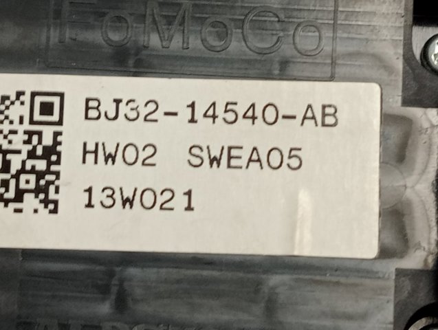  BJ3214540AB Land Rover