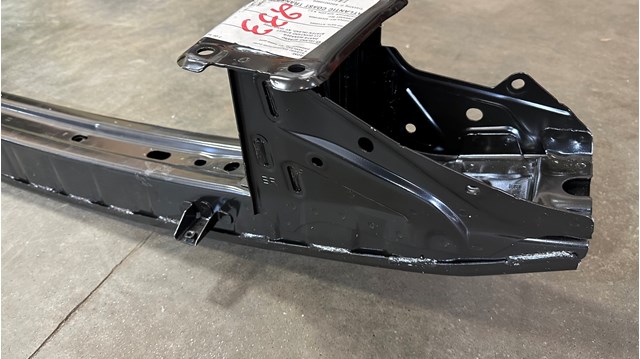 Шина бампера переднього Subaru 57711AN00A9P ціна, від 282.95 USD