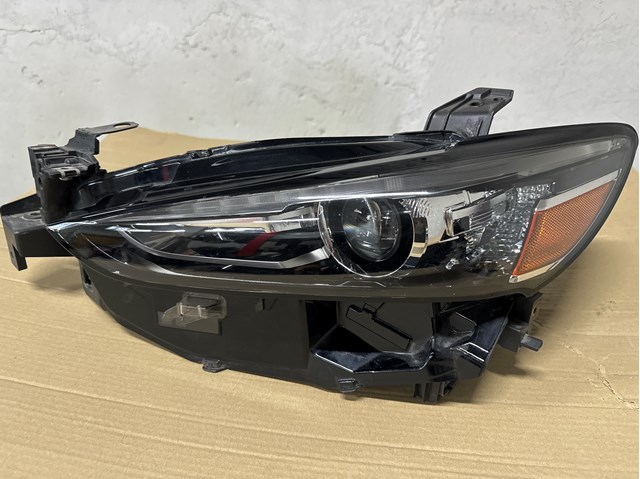 Фара ліва GRF551040 Mazda