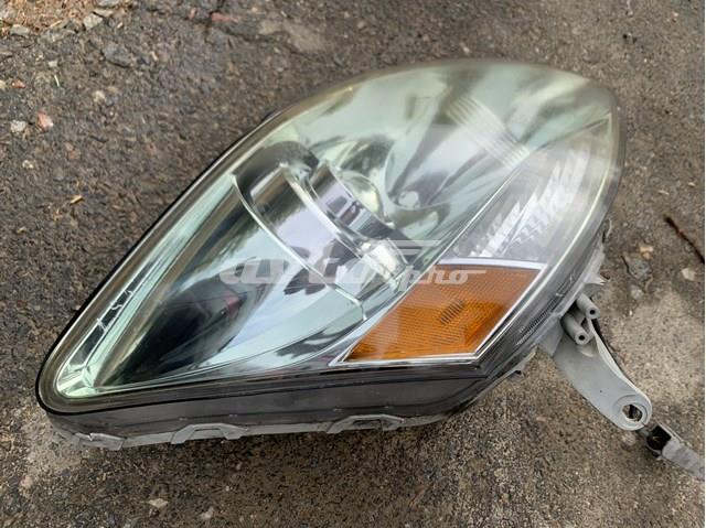 8113050251 Toyota Основна фара - вставка
