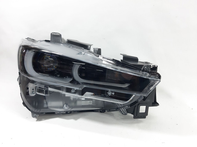 Фара передня права Mazda KPF351031C