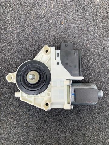 Купити C61742100 Chrysler 