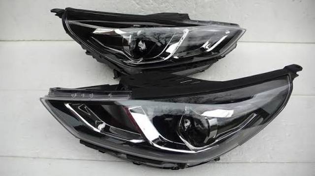 Основна фара - вставка Hyundai/Kia 92102G4500 ціна, від 707.40 USD