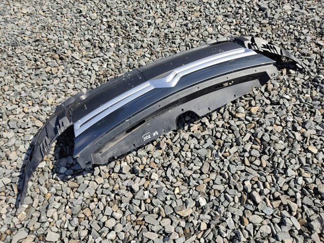 Кронштейн бампера переднього, центральний 9810895080 Peugeot/Citroen