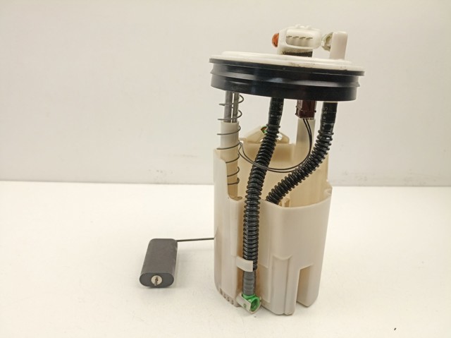 Купити 17040EM00A Nissan/Infiniti 