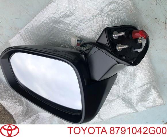 Зеркало на Toyota RAV4 V 