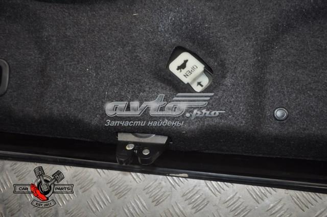 Купити BHN156820A Mazda Замок 3/5-х дверей, задній
