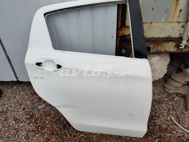 670030D300 Toyota Двері пасажирські задні праві