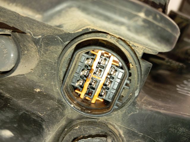 Купити 92101A4140 Hyundai/Kia Основна фара в зборі ліва