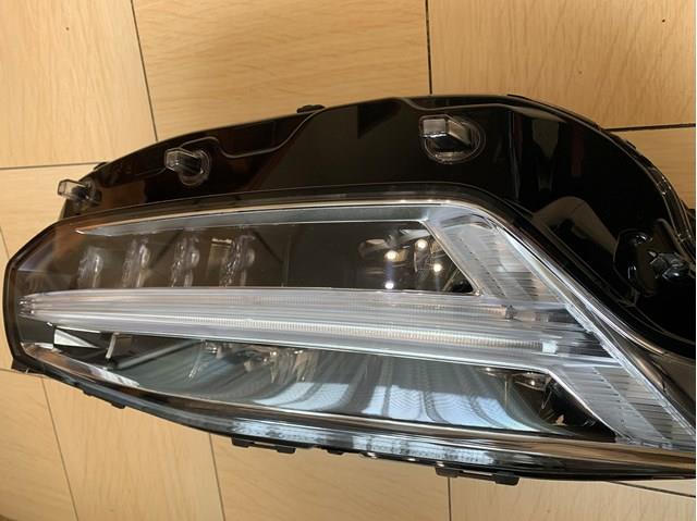 Купити 32228689 Volvo 