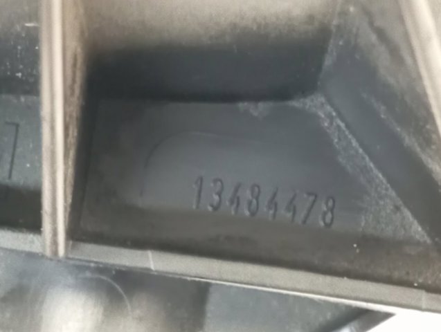 Корпус повітряного фільтра, нижня частина Opel 13484478 ціна, від 109.10 USD