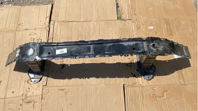 Підсилювач бампера переднього A1676208000 Mercedes