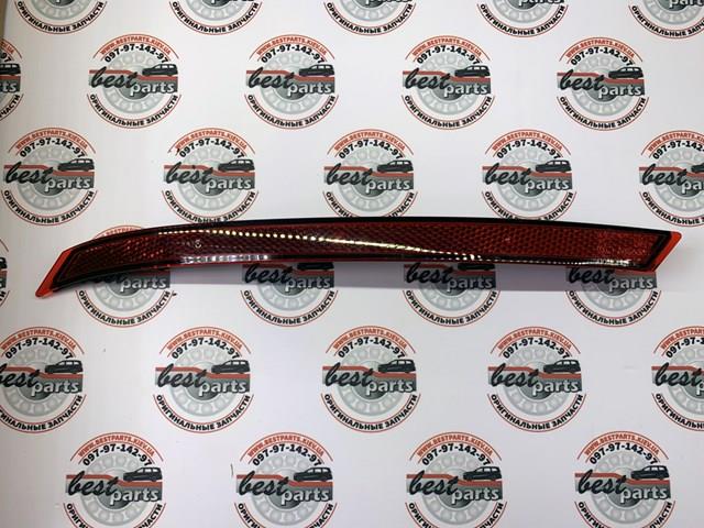 Купити LR093435 Land Rover Відбивач бампера заднього правий