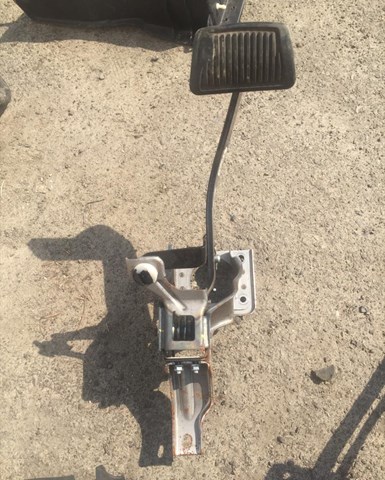Купити 328002W130 Hyundai/Kia Педаль гальма