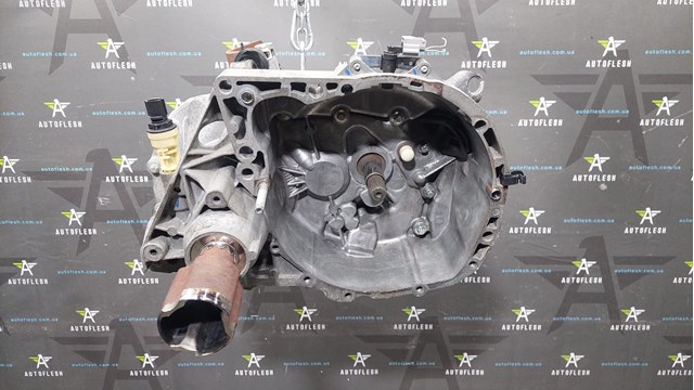 Купити JH3075 Renault (RVI) 