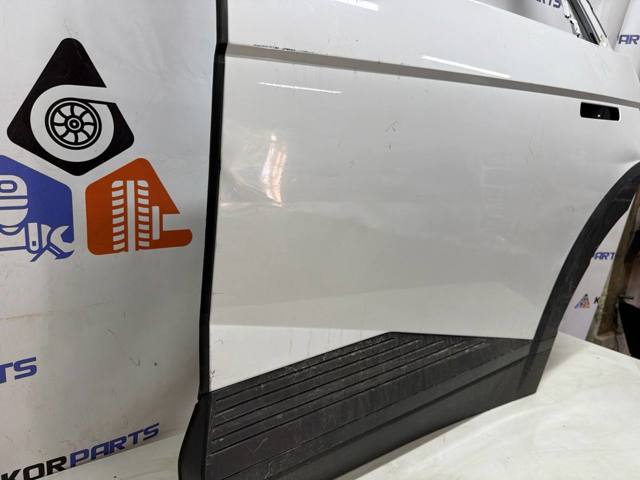 Двері задні, ліві Hyundai/Kia 77003GI000