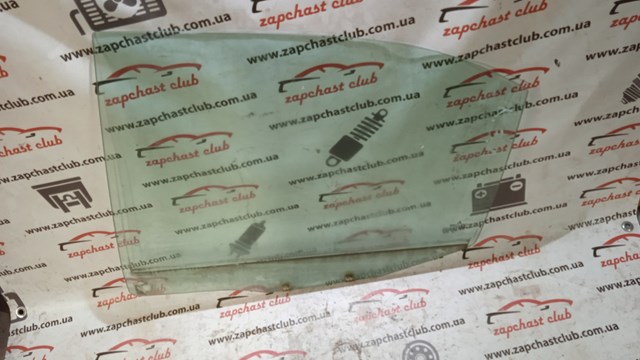 Скло заднє ліве Mitsubishi MR720214