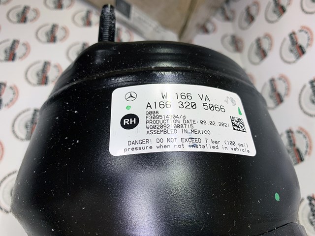 Купити A1663205066 Mercedes Амортизатор передній, правий