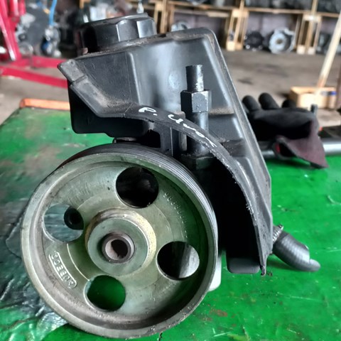 Купити 9638668180 Peugeot/Citroen Насос гідравліки
