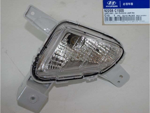 Туманка права Hyundai/Kia 92208C1500 ціна, від 16.81 USD