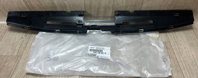 9Y0129251H Porsche 
