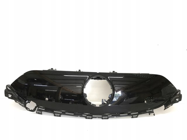Кронштейн решітки радіатора Mercedes A2978880600