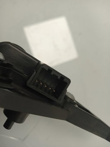 Купити D266DC4AA Hyundai/Kia 