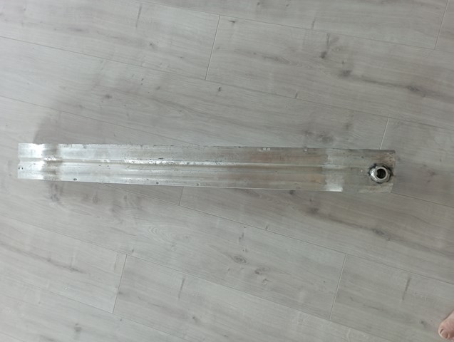 Підсилювач бампера переднього VAG 8R0807113D