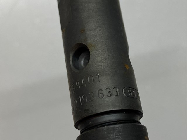 Паливні форсунки 0432193633 Bosch